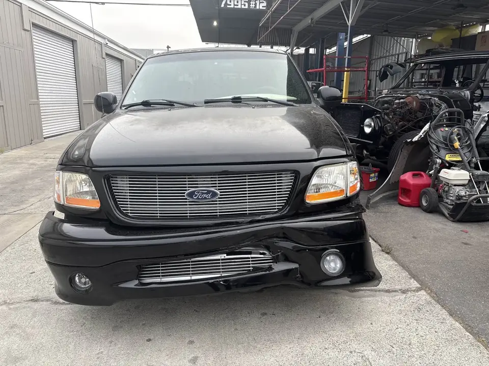 2000 Ford F150 Harley-Davidson Edition Front-End Repair in San Diego